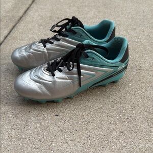 DSG Silver and Teal Athletic Cleats